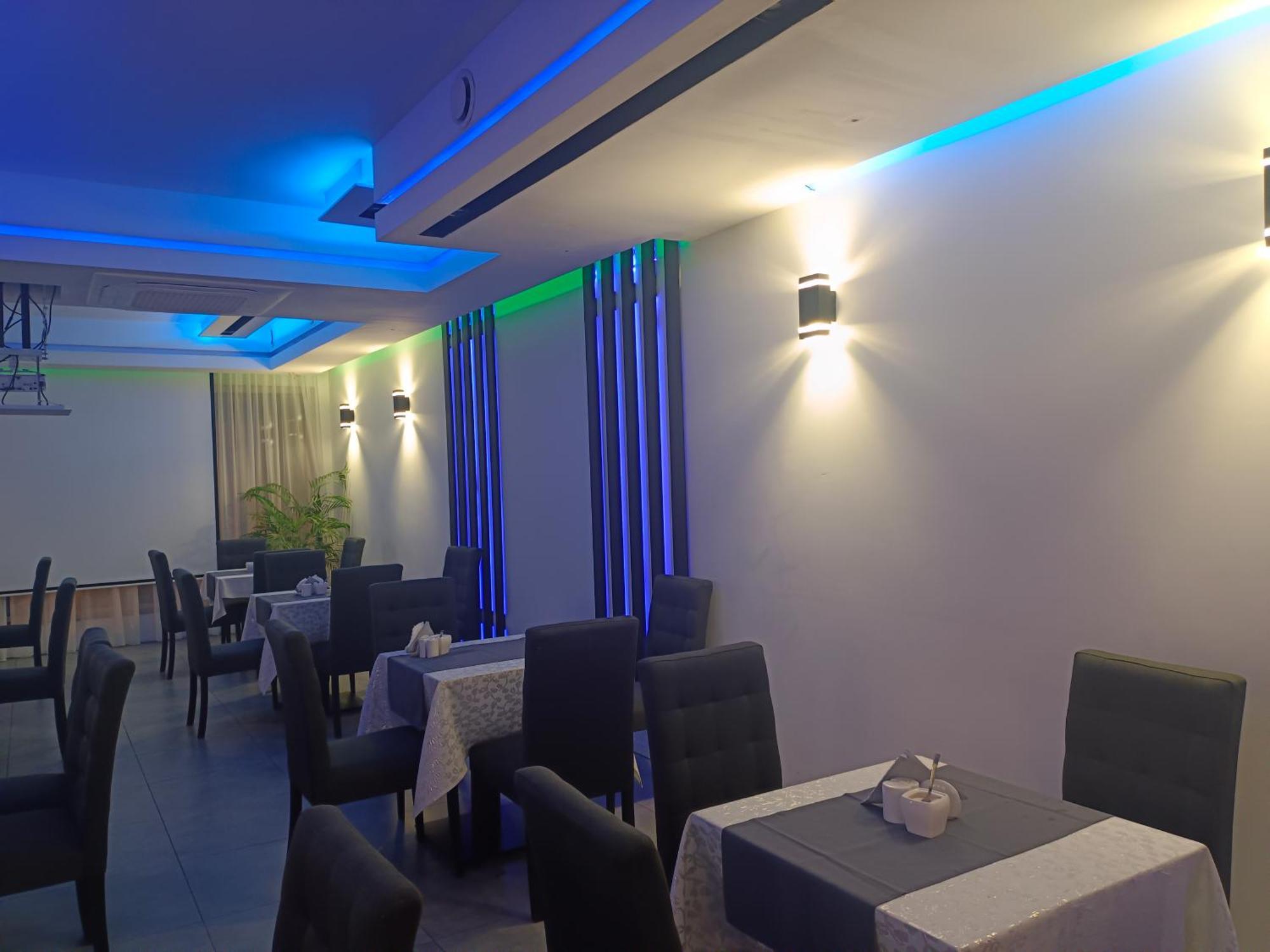 Hotelik & Restauracja Amber 拉辛 外观 照片