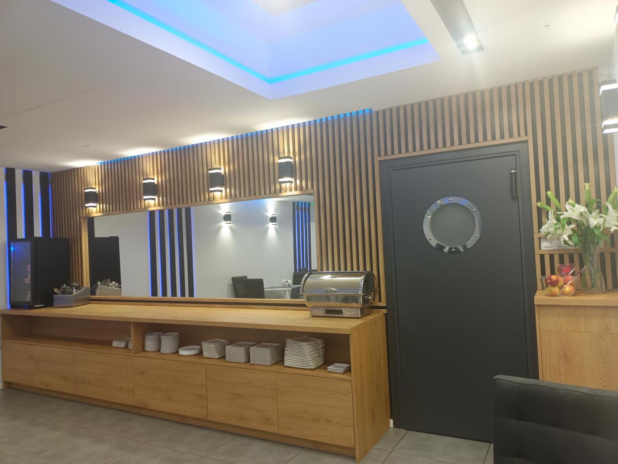Hotelik & Restauracja Amber 拉辛 外观 照片